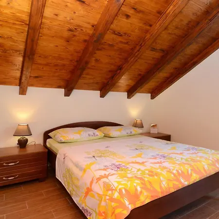 Holiday home Prizba 9178