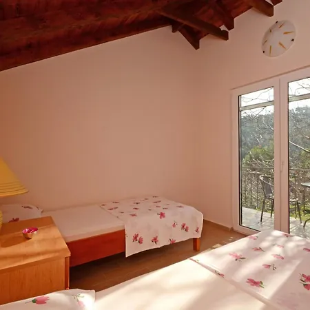 Holiday home Prizba 9178