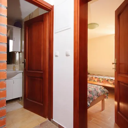 Holiday home Prizba 9178